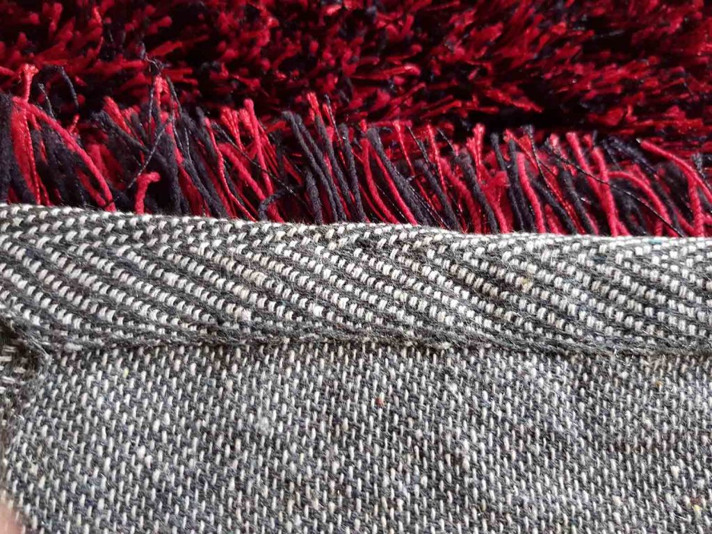 BRAND NEW THICK SHAGGY  AREA RUG ON HEAVY COTTON BASE  #ZX-7