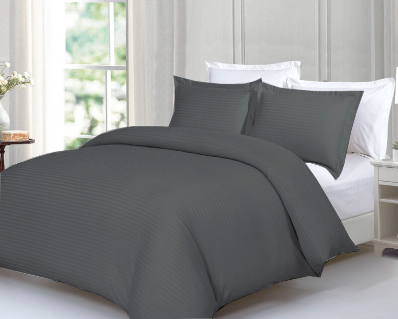 BRAND NEW PLAIN  3 PIECE DUVET COVER SET with DAMASK STRIPE  4 COLOURS, 3 SIZES