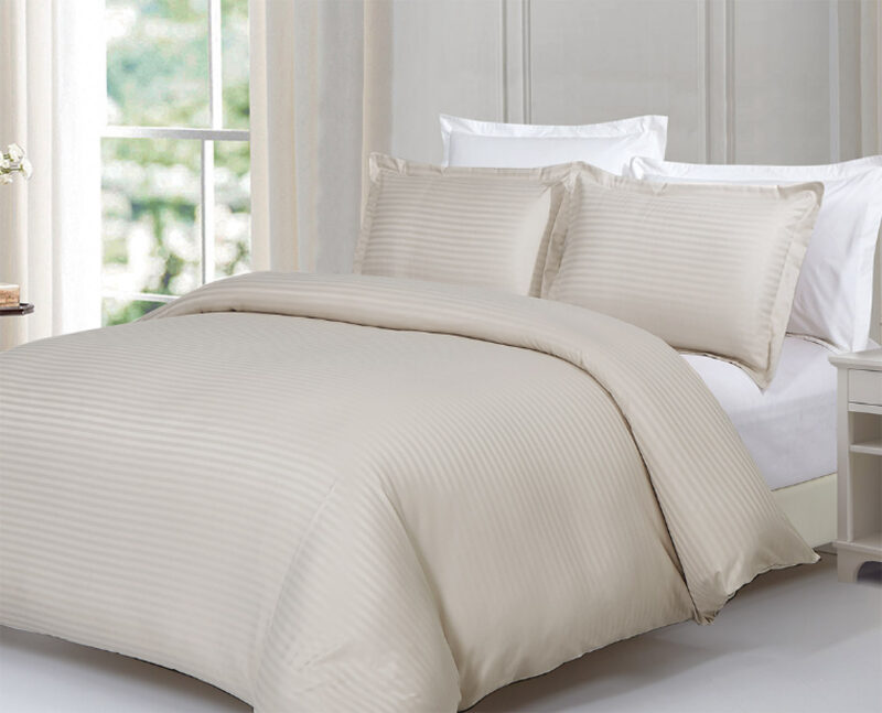BRAND NEW PLAIN  3 PIECE DUVET COVER SET with DAMASK STRIPE  4 COLOURS, 3 SIZES