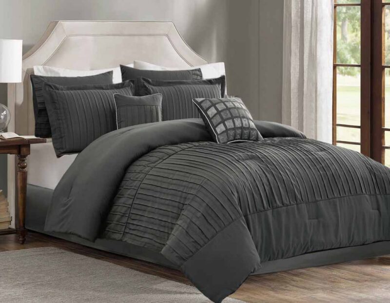 BRAND NEW OVERSIZED 7 piece pleated comforter set #201/6