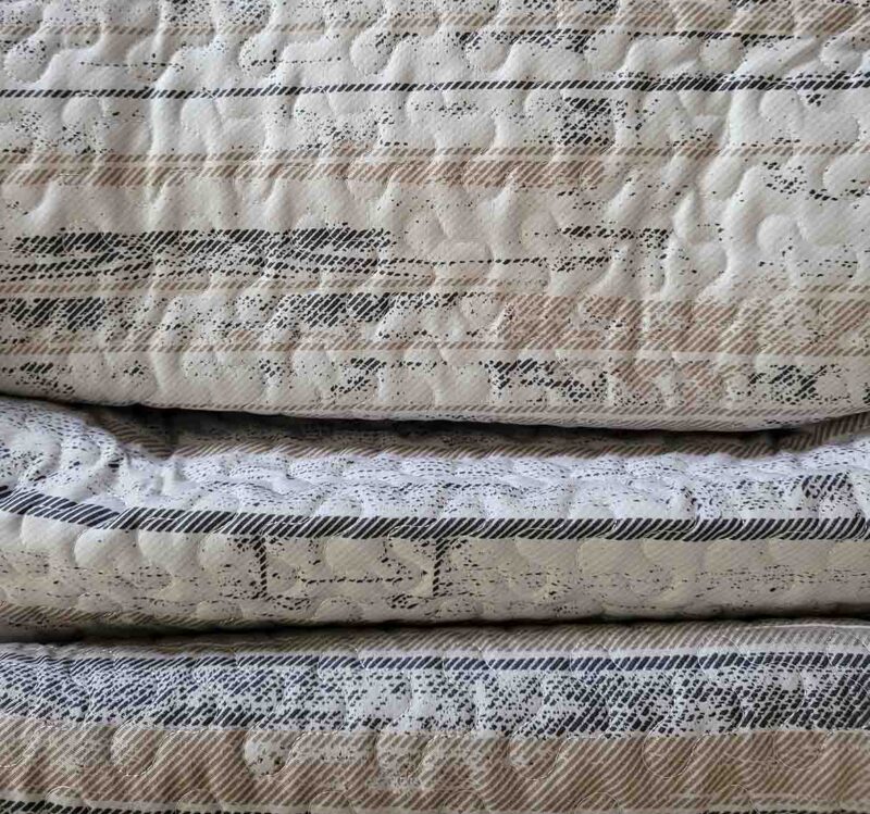 BRAND NEW LUXURY 3 PIECE QUILTED BEDSPREAD  B8