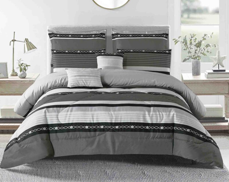 BRAND NEW 7 piece OVERSIZED printed comforter set #60